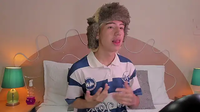 Enrrixxx  online show from November 25, 2025, 12:22 am