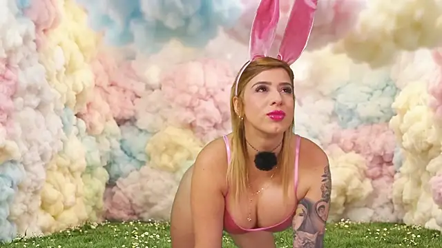 XXMILE online show from April 5, 2026, 10:33 am