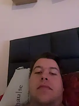 Snapshot of Lars2306 chatting on October 24, 2025, 9:30 am Lars2306 online show from October 24, 2025, 9:30 am