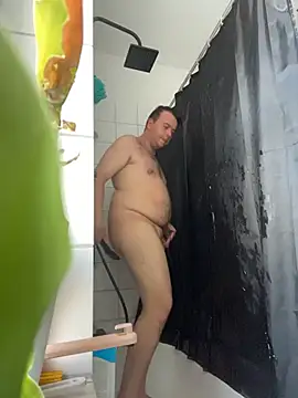 Snapshot of Lars2306 chatting on October 10, 2025, 11:22 am Lars2306 online show from October 10, 2025, 11:22 am