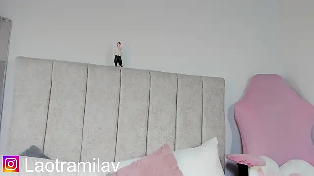 juliettaa 1 online show from April 16, 2026, 11:40 pm