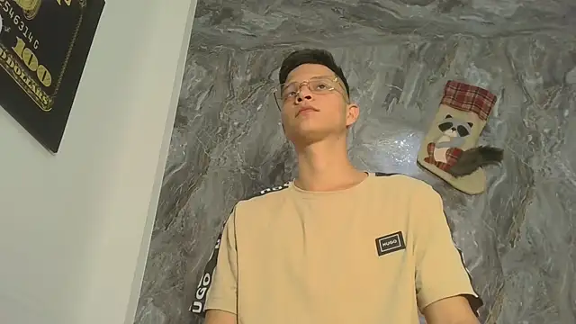 Snapshot of Twinkcock22 chatting on November 30, 2025, 1:28 am Twinkcock22 online show from November 30, 2025, 1:28 am