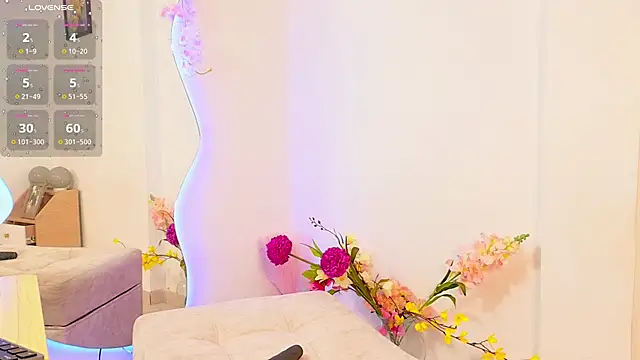 Celesste 40 online show from March 26, 2026, 1:53 pm