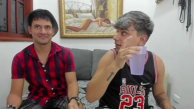 DavilANDkevin2 online show from September 18, 2025, 2:25 am