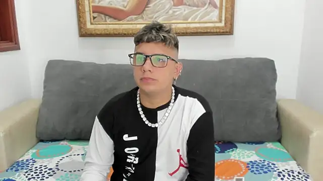 DavilANDkevin2 online show from November 7, 2025, 2:16 am