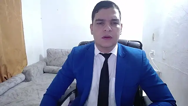 Snapshot of Victor_Maitland chatting on May 21, 2026, 7:11 pm Victor Maitland online show from May 21, 2026, 7:11 pm