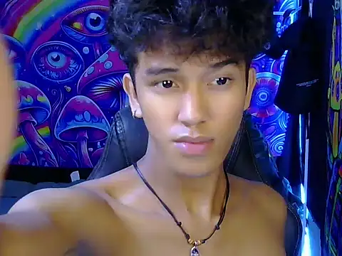 kenbigcockxx online show from May 25, 2026, 3:11 pm