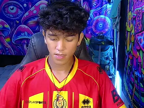 kenbigcockxx online show from May 31, 2026, 2:45 pm