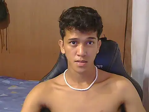 kenbigcockxx online show from December 18, 2025, 11:41 pm