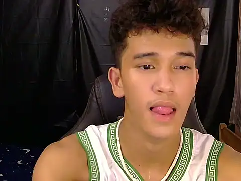 kenbigcockxx online show from February 25, 2026, 2:23 am