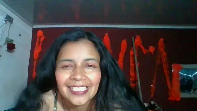 Snapshot of DianaOchoa_ chatting on October 23, 2025, 4:22 am DianaOchoa online show from October 23, 2025, 4:22 am