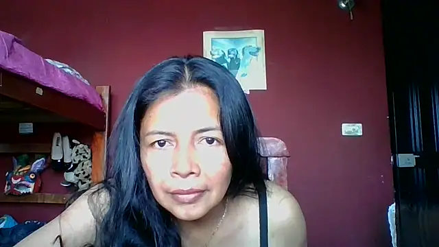 Snapshot of DianaOchoa_ chatting on October 4, 2025, 7:26 pm DianaOchoa online show from October 4, 2025, 7:26 pm