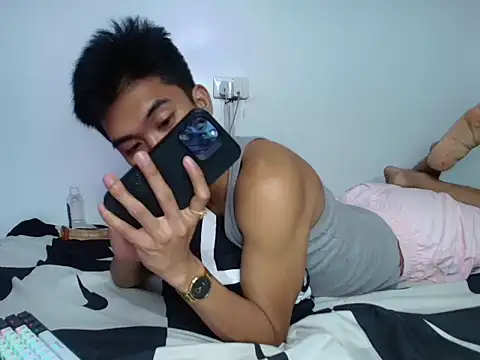 Ur pinoyhotbrix online show from December 13, 2025, 10:38 pm