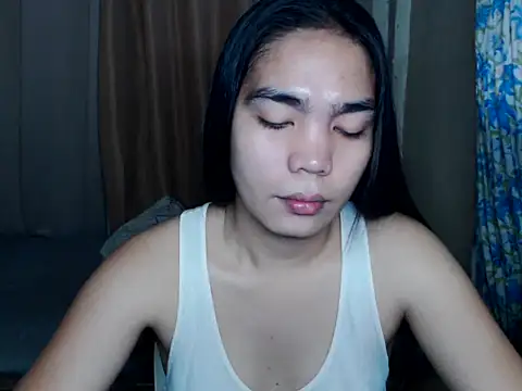 Simple Martina online show from December 5, 2025, 1:49 am