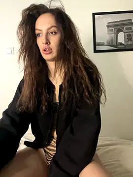 goodgirldevil online show from December 22, 2025, 10:48 am