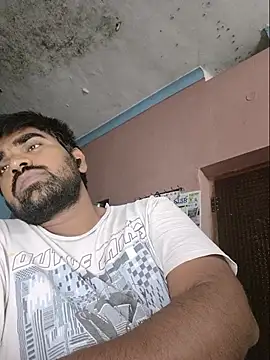 Snapshot of Harsha_Happy chatting on June 6, 2026, 11:32 pm Harsha Happy online show from June 6, 2026, 11:32 pm