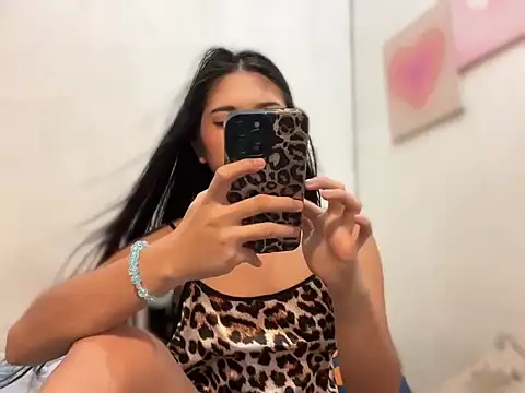 Jessyfoxxx 888 online show from May 11, 2026, 1:45 pm