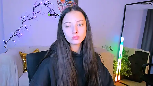 miki-niki online show from September 16, 2025, 5:19 am