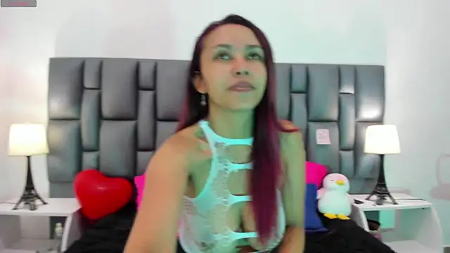 valeriasweet  online show from September 22, 2025, 12:33 pm