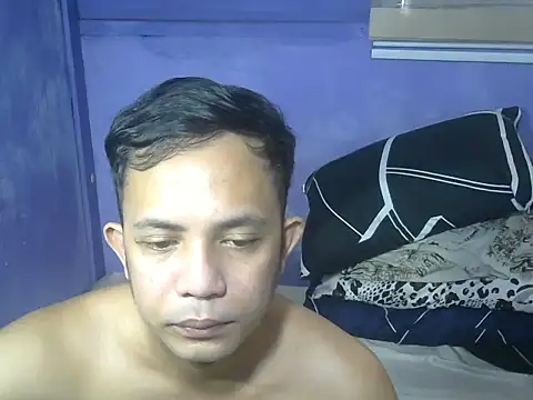 Snapshot of hotcumboi69 chatting on February 21, 2026, 3:52 am hotcumboi69 online show from February 21, 2026, 3:52 am