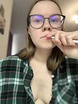  CherryBloom  online show from October 21, 2025, 11:20 am