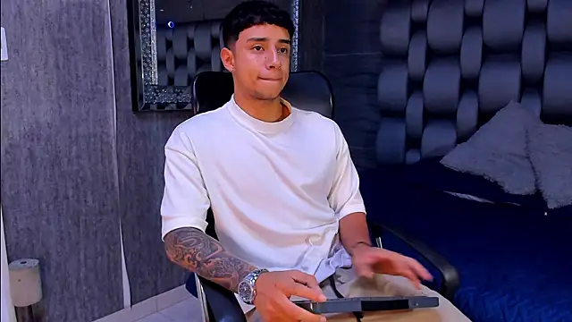 jaze bradley online show from September 9, 2025, 11:30 am