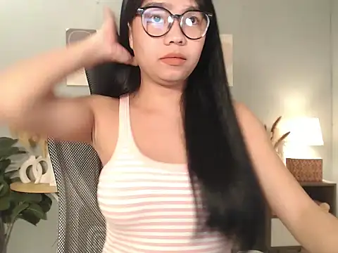 Snapshot of HotAsianGabby69 chatting on May 3, 2026, 2:20 pm HotAsianGabby69 online show from May 3, 2026, 2:20 pm