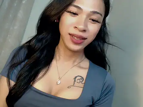 Snapshot of Annaloula chatting on January 12, 2026, 8:47 pm Annaloula online show from January 12, 2026, 8:47 pm