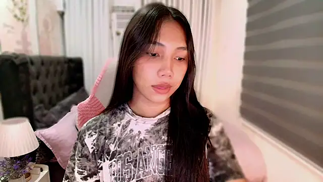 naughtyjayde online show from April 22, 2026, 8:15 pm