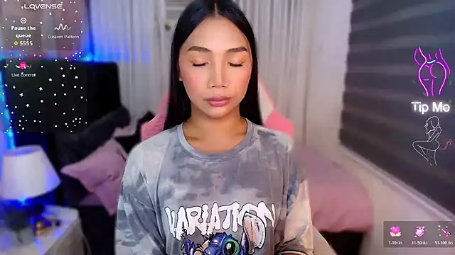 naughtyjayde online show from April 21, 2026, 8:59 pm