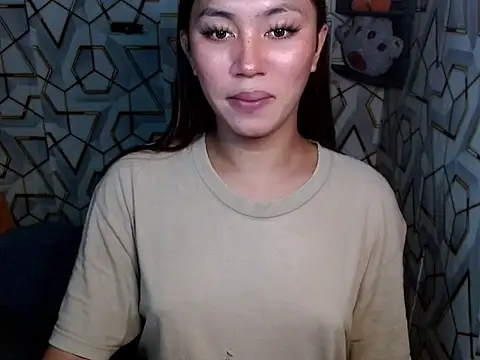 sugar hailey online show from November 17, 2025, 8:24 pm