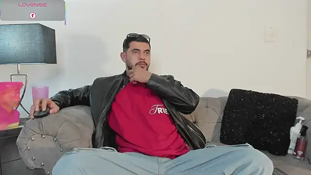 Dimitri Bass online show from November 23, 2025, 6:40 pm