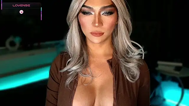 Huntress xxx online show from November 11, 2025, 7:30 pm