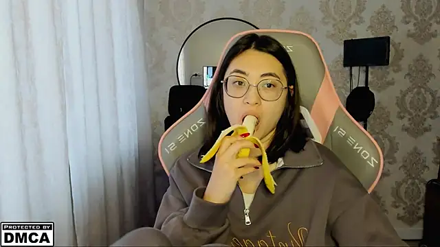 Snapshot of MeilideQian1 chatting on October 7, 2025, 7:20 am MeilideQian1 online show from October 7, 2025, 7:20 am