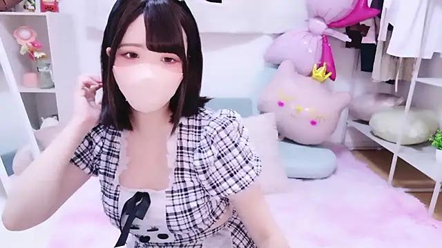 Anzu xx online show from April 2, 2026, 4:13 pm