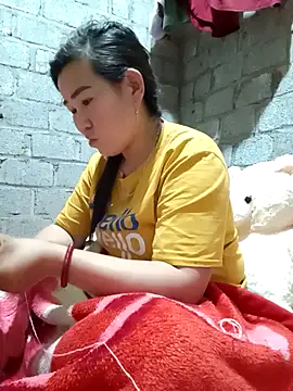 jienrrr online show from October 6, 2025, 10:16 am