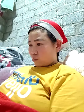 jienrrr online show from October 7, 2025, 11:39 pm