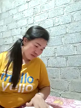 jienrrr online show from October 30, 2025, 12:25 pm