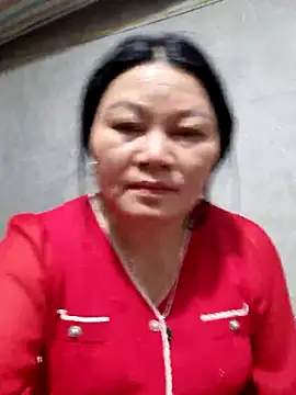 yoowwmr online show from December 18, 2025, 2:54 pm