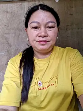 yoowwmr online show from October 22, 2025, 4:12 am