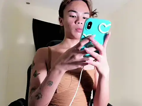 SexualDesire1x online show from April 10, 2026, 2:57 pm