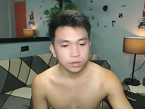 KingMateoGrey online show from December 18, 2025, 1:37 pm