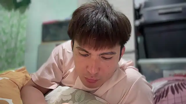 lovely jay online show from September 18, 2025, 7:17 pm