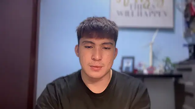 lovely jay online show from October 6, 2025, 3:02 pm