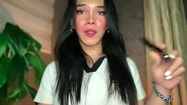 Misselliefayexxx online show from September 8, 2025, 8:41 pm