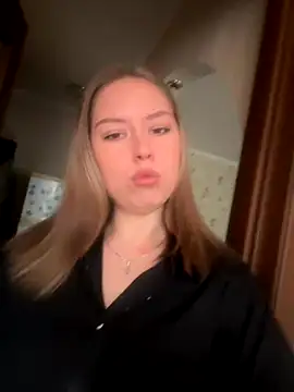 Tomyris yuki online show from November 29, 2025, 11:21 am