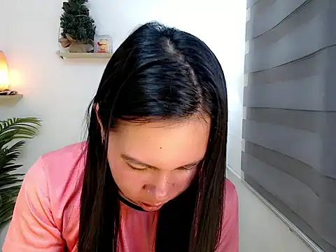 kimbratx online show from October 28, 2025, 10:09 pm