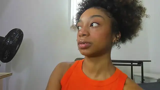 AliyahBrowns online show from April 5, 2026, 10:05 pm