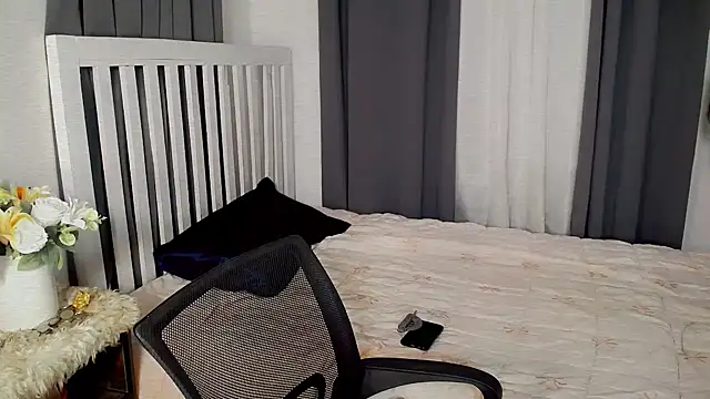 Candicebloom online show from September 19, 2025, 9:30 pm