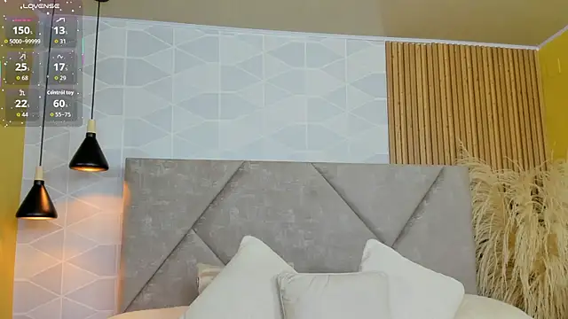 Jade Whisper online show from September 10, 2025, 1:26 am